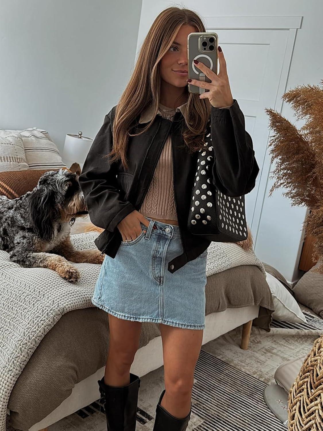 imageWomens Faux Suede Cropped Jacket Casual Zip Up Jackets Contrast Collar Fleece Winter Coats Outerwear with PocketsBlack