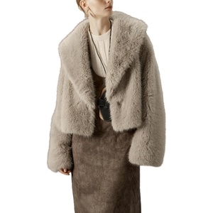 Bellivera Women’s Faux Fur Cropped Jacket Fluffy Fleece Zip Coat | Long Sleeve Fuzzy Shaggy Fur Short Warm Soft Outerwear for Fall Winter with Faux Leather Spliced Lapel(Light Beige)