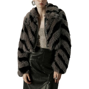 Bellivera Women’s Faux Fur Cropped Jacket Fluffy Fleece Zip Coat | Long Sleeve Fuzzy Shaggy Fur Short Warm Soft Outerwear for Fall Winter with Faux Leather Spliced Lapel(Dark Gray Crop)