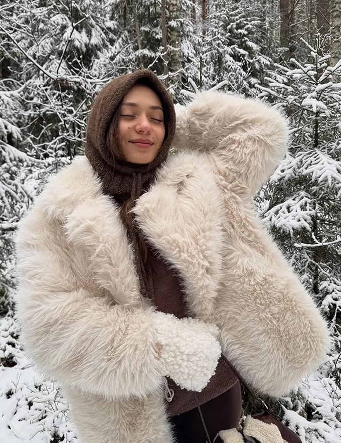 image:imageWomens Faux Fur Coat Lapel Winter Jacket Fluffy Shaggy Coats Faux FurSnap Buttonwith PocketsShort CoatWarmMachine WashableEco FriendlyCasualLuxuryWinter Coats for WomenApricot