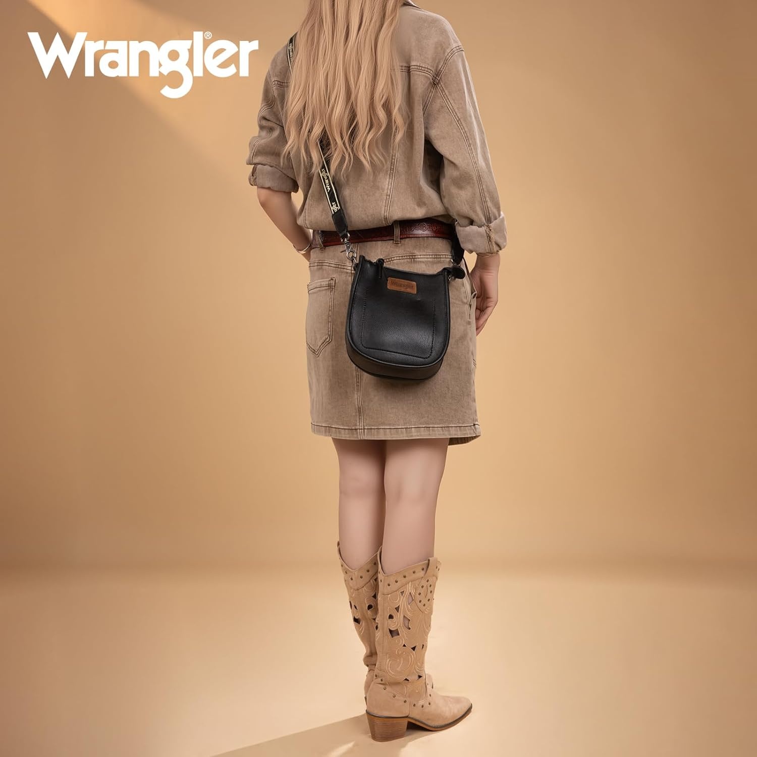image:imageWrangler Small Crossbody Bag for Women Mini Shoulder Purse with Adjustable Strap Vegan Leather Phone PurseBlack