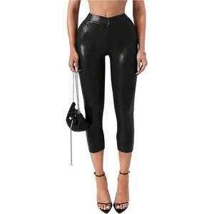 WDIRARA Women’s Faux Leather Leggings Skinny Capri Pants(Black)