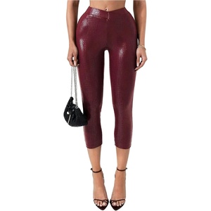 WDIRARA Women’s Faux Leather Leggings Skinny Capri Pants(Red)
