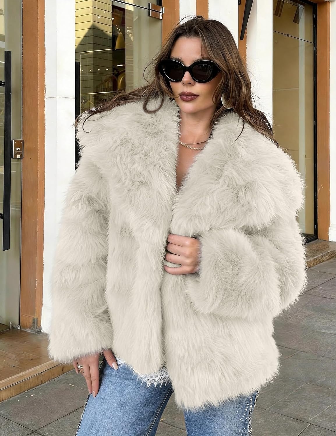 image:imageKissonic Women Faux Fur Coat Lapel Collar Shaggy Warm Short Fluffy JacketOffwhite